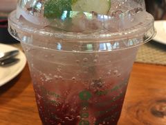 -Chom Cafe and Restaurant