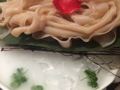 -佬土鹅肠火锅(解放路店)