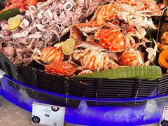 -荣誉国际酒店-云顶旋转餐厅