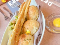 -Da Ivo哒伊沃意大利魔镜餐厅(外滩店)