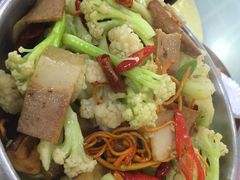 -天天向上素食餐厅(五台山店)