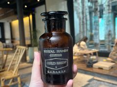 -Metal hands·铁手咖啡