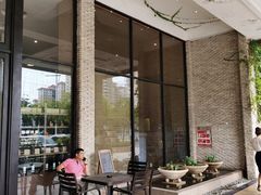 露天位-天母蓝鸟西餐厅·烘焙蛋糕(十三碗店)