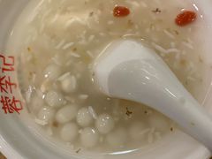 -蓉李记成都名小吃(武汉菱角湖万达店)