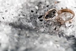 -花轿喜屋婚礼策划