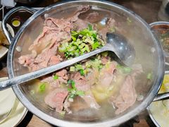 跷脚牛肉小锅-肖四女乐山跷脚牛肉(世博源店)
