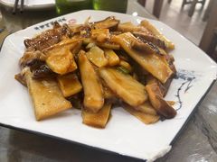 -东兴寒舍老北京炸酱面(三里河路店)