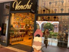 -VENCHI 闻绮(上海佛罗伦萨小镇店)