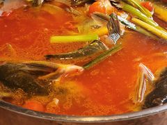 -野山舂·贵州现舂酸汤牛肉(民生路店)
