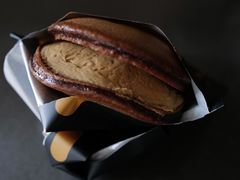 黑摩卡-泽田本家·铜锣烧(美罗城店)
