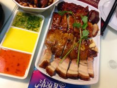 -新大咀港式茶餐厅(宝山万达店)