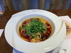 -成都你六姐·牛肉冒菜(城市集市合生汇店)