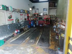 -雄风汽车美容服务部(江边路店)