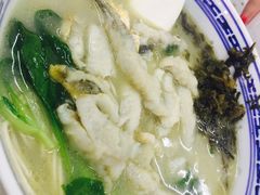-明呈黄鱼面馆(斜土路店)