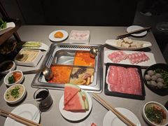 -海底捞火锅(宝龙广场夜宵主题店)