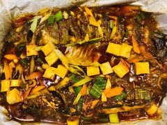 招牌香辣味清江鱼-鱼颜诱纸纸上烤鱼·蛙(龙湖天街店)