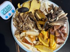 -野菌皇海景野生菌火锅(滨海大道店)