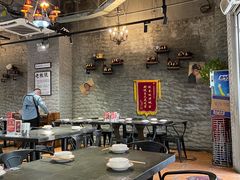 大堂-巴四老城区炭火蛙锅(张江店)
