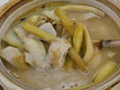 香芋煲-台山第一家兴华黄鳝饭·黄鳝婆(开平店)