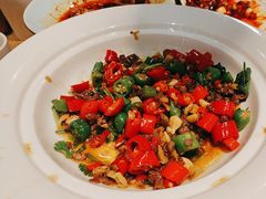 -渝信川菜 · 川味家常菜(财富购物中心店)