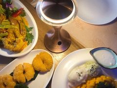 -暹罗酒肆泰餐厅酒吧