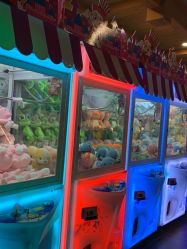 -菲菲羊乐园(临平银泰城店)