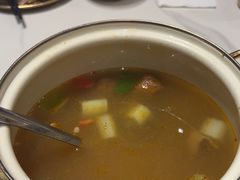 -沙枣树辣子鸡•新疆家常菜(喀什西路店)
