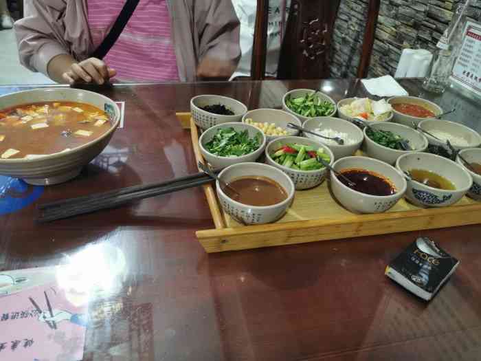 窑洞抿节面馆·陕北传承面食-"因为自己吃饭的时间,不是正点儿,进了几