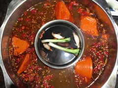 -小天鹅火锅·一线江景洪鼎旗舰店(洪崖洞店)