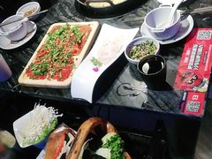 -热火朝天鲜切牛肉火锅(南强街巷店)