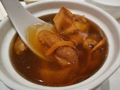 每日精选时令炖汤-太兴餐厅(东方广场分店)