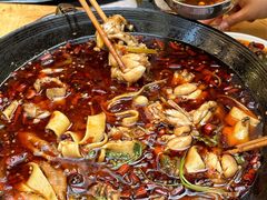-鸿顺老铁锅美蛙鱼府(解放碑店)