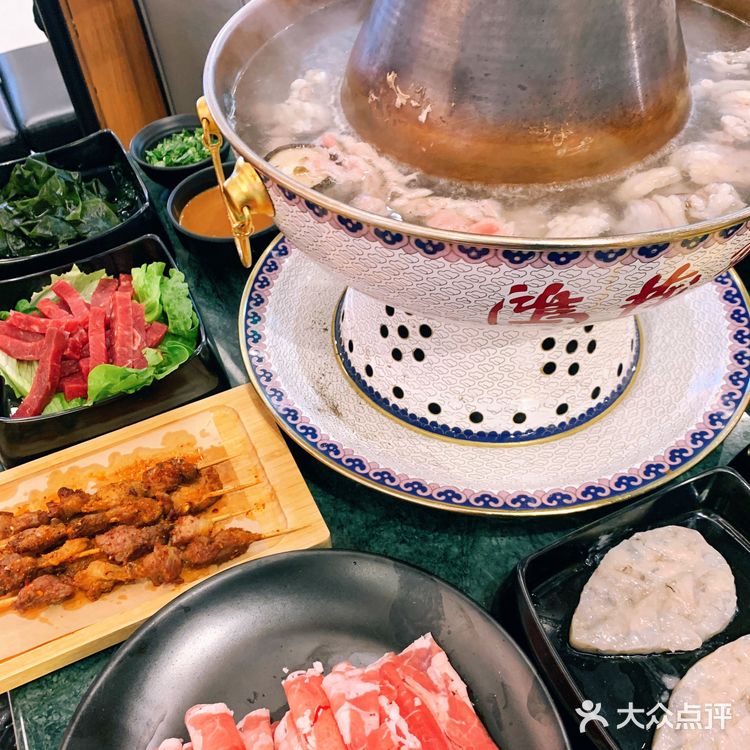 郑州美食｜铜锅清水涮肉的火锅吃着才过瘾🥘