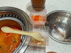 -龍歌自助小火锅(市南金茂湾店)