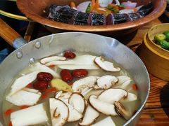 -咕嘟草帽鱼·牛奶一样的鲜鱼汤(包河万达广场创始店)