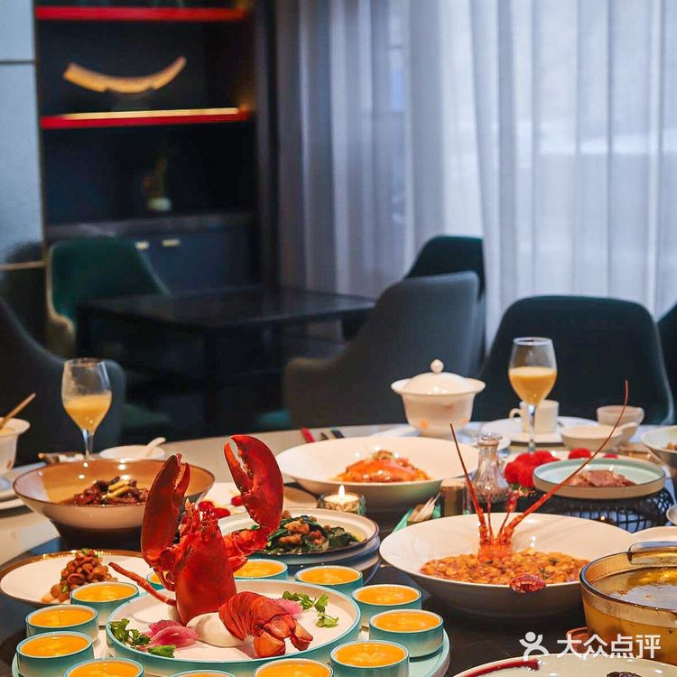 这家海鲜酒楼南京人估计都知道吧!!
