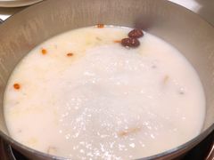 -洪氏嗨捞·猪肚鸡火锅(阳光天地店)