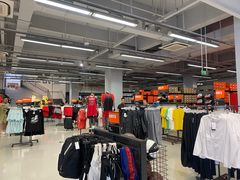 -王府井奥莱临潼小镇(临潼店)