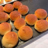 [调皮]老远就闻到这家店的面包味