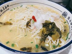 -镇南锅盖面馆(解放路店)