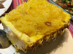 -香巴拉云南餐厅(华莱坞店)