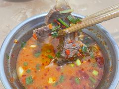 -黑竹沟新场牛肉火锅