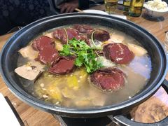 杀猪菜-胖姐渔村(中源大道店)