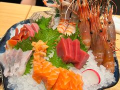 放刺身拼盘中-京旬海鲜放题·铁板烧自助餐厅