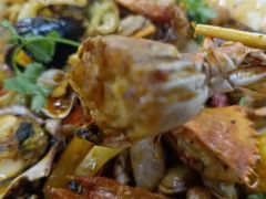 -老东镇啤酒屋海鲜加工·蒸汽海鲜·海鲜烧烤(台东店)