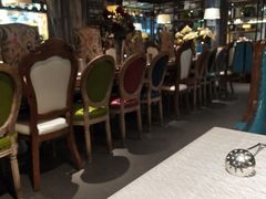 -领鲜活海鲜榴莲自助火锅(东门店)