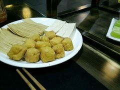 -怡品川宇火锅(宝立方店)