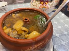 -小厨子私房菜·云南美食店