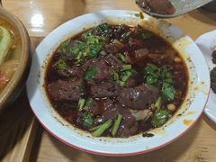 -朱大嘴肥肠血旺(福字街店)