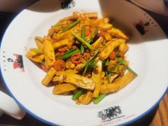 -老湘村·湖南土菜(天河维多利店)